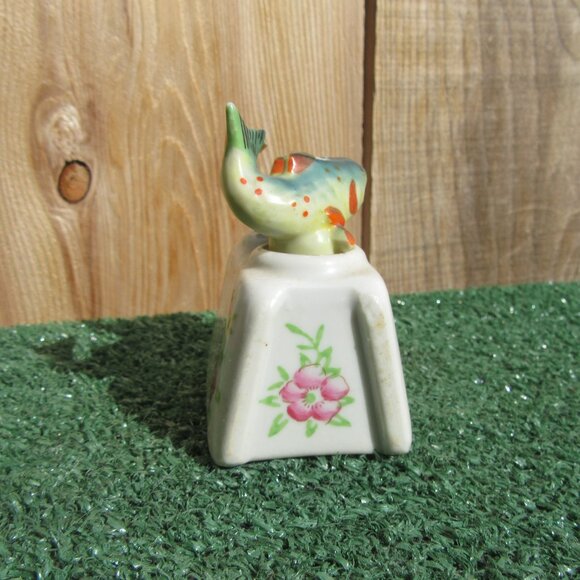 Vintage Nodder Fish Porcelain Salt & Pepper Shaker & Holder Made In Japan - Picture 5 of 10